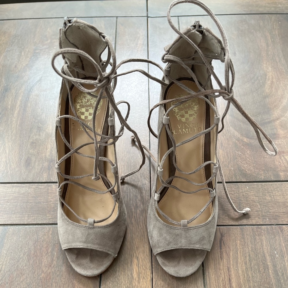 Taupe Vince Camuto Size 7 3.5” Heels